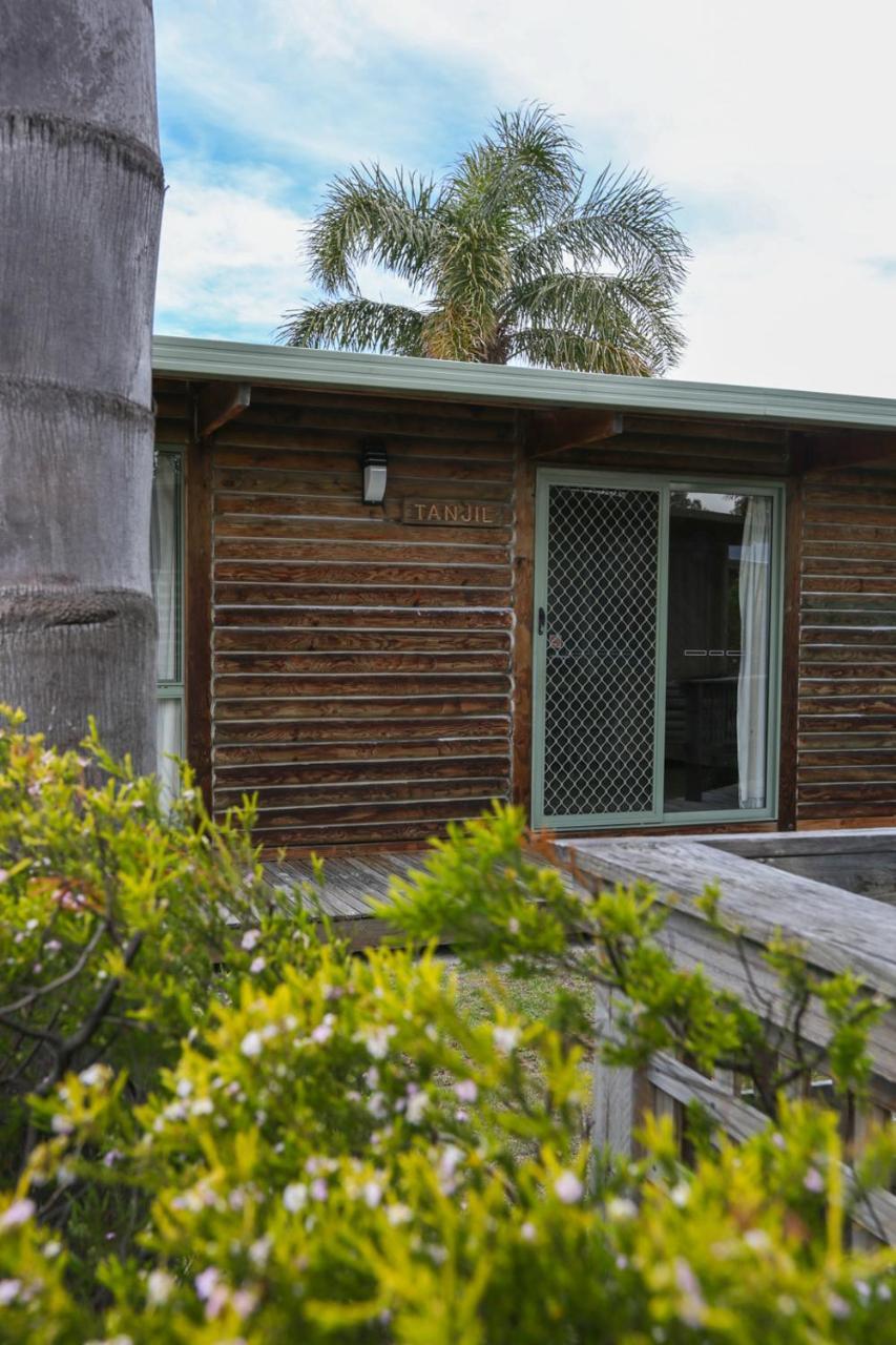Lazy Acre Log Cabins Lakes Entrance Εξωτερικό φωτογραφία