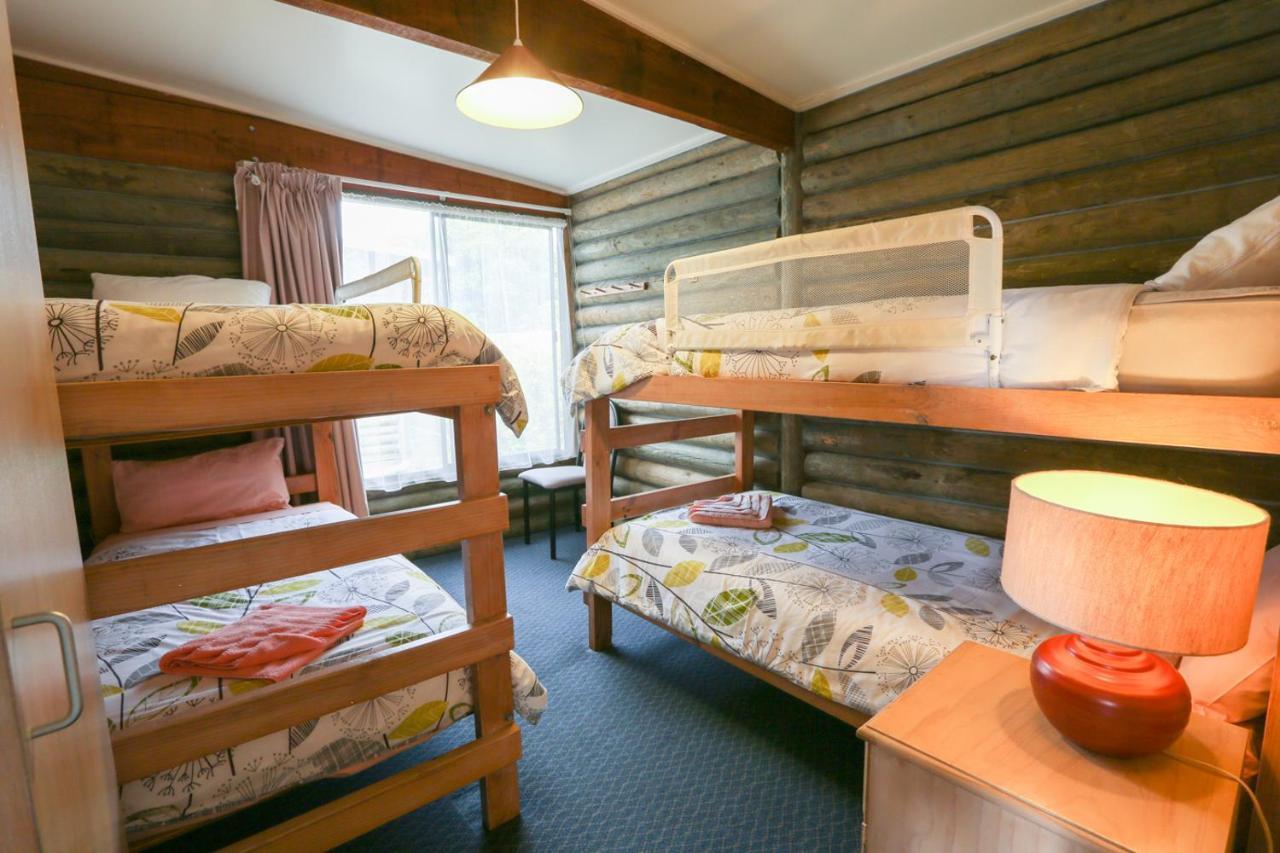 Lazy Acre Log Cabins Lakes Entrance Εξωτερικό φωτογραφία